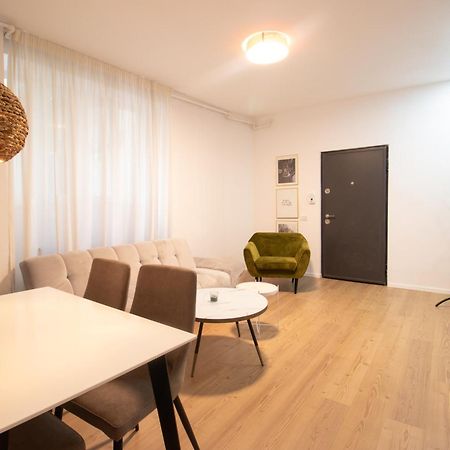 Old Town Bucharest Apartment Poiana 7 المظهر الخارجي الصورة