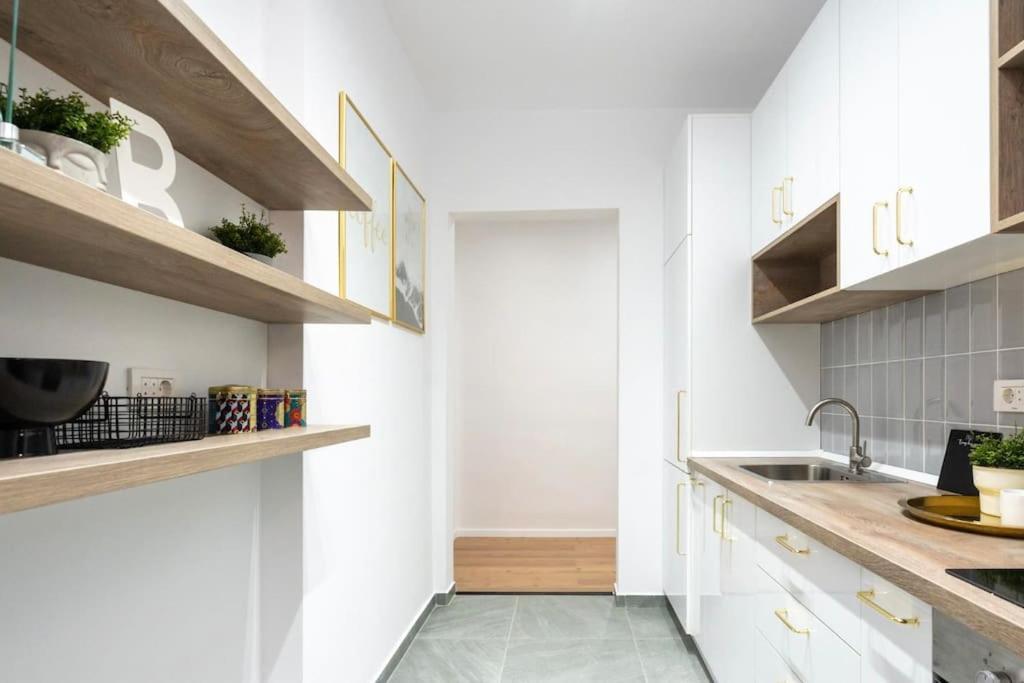 Old Town Bucharest Apartment Poiana 7 المظهر الخارجي الصورة