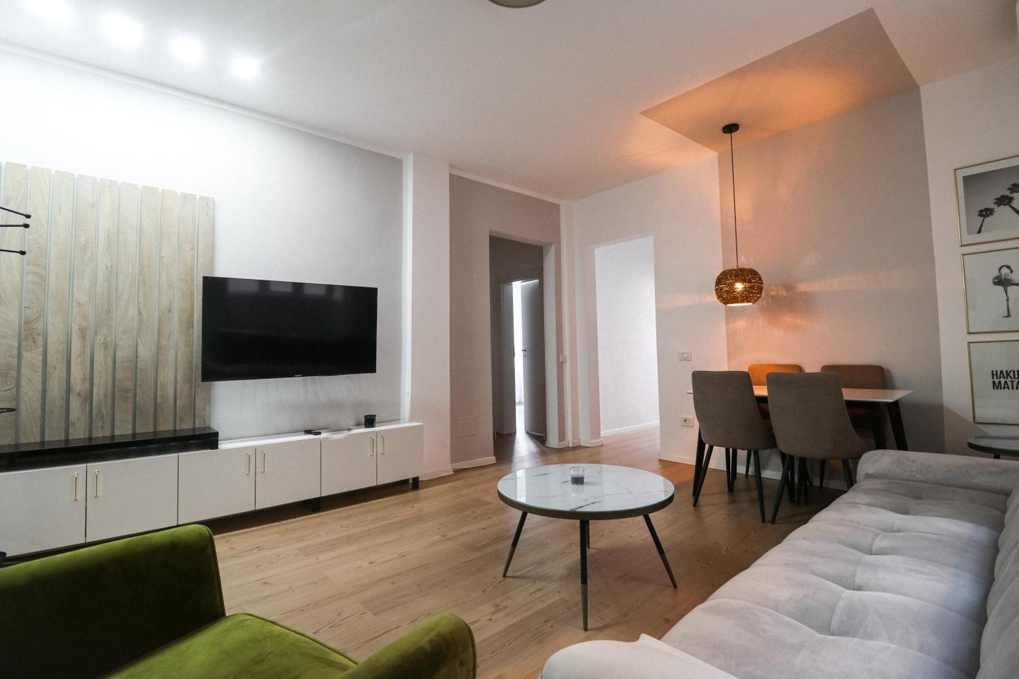 Old Town Bucharest Apartment Poiana 7 المظهر الخارجي الصورة