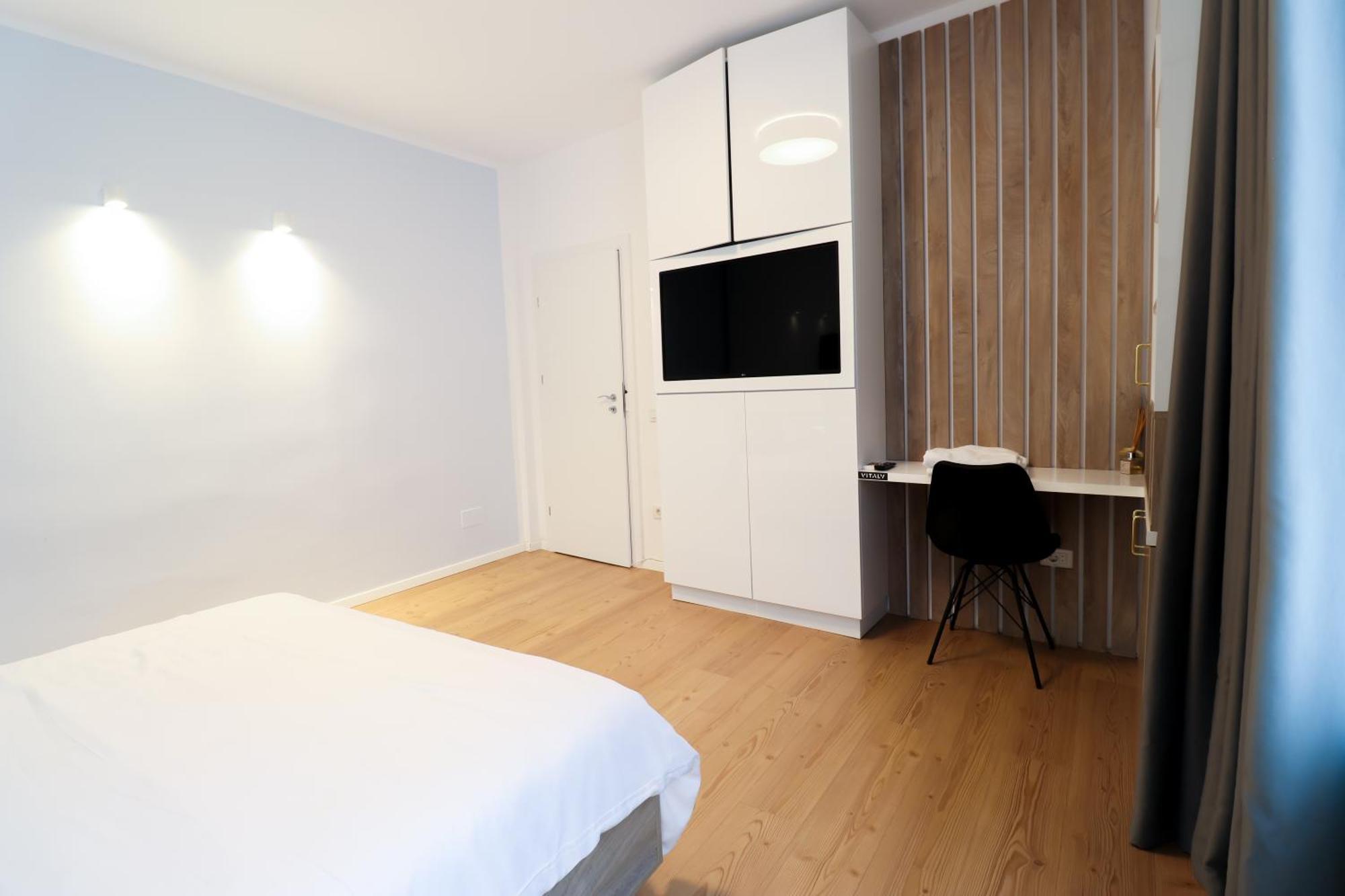 Old Town Bucharest Apartment Poiana 7 المظهر الخارجي الصورة