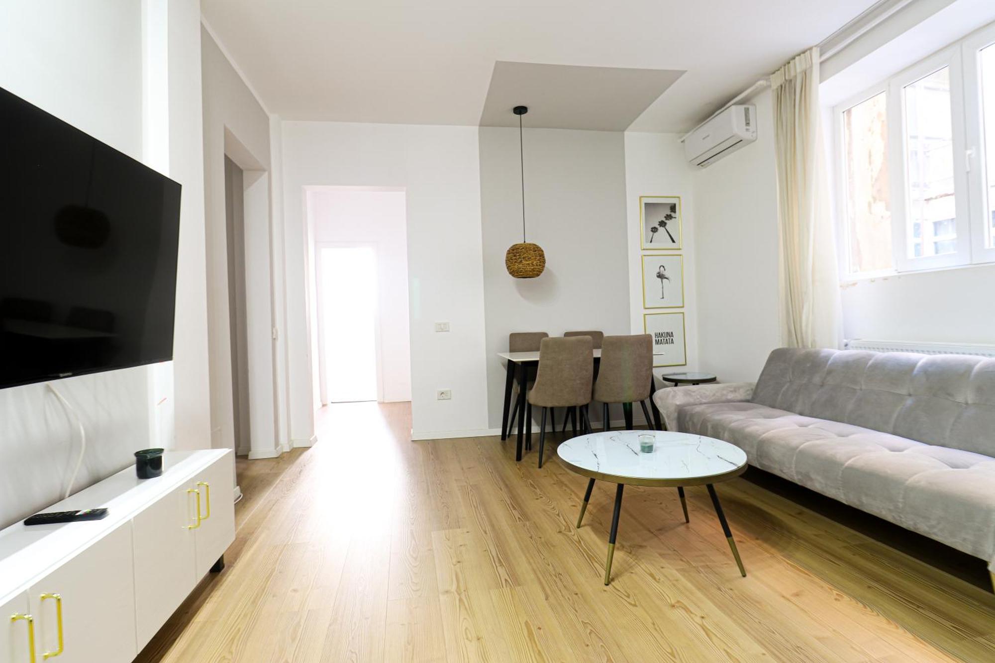 Old Town Bucharest Apartment Poiana 7 المظهر الخارجي الصورة